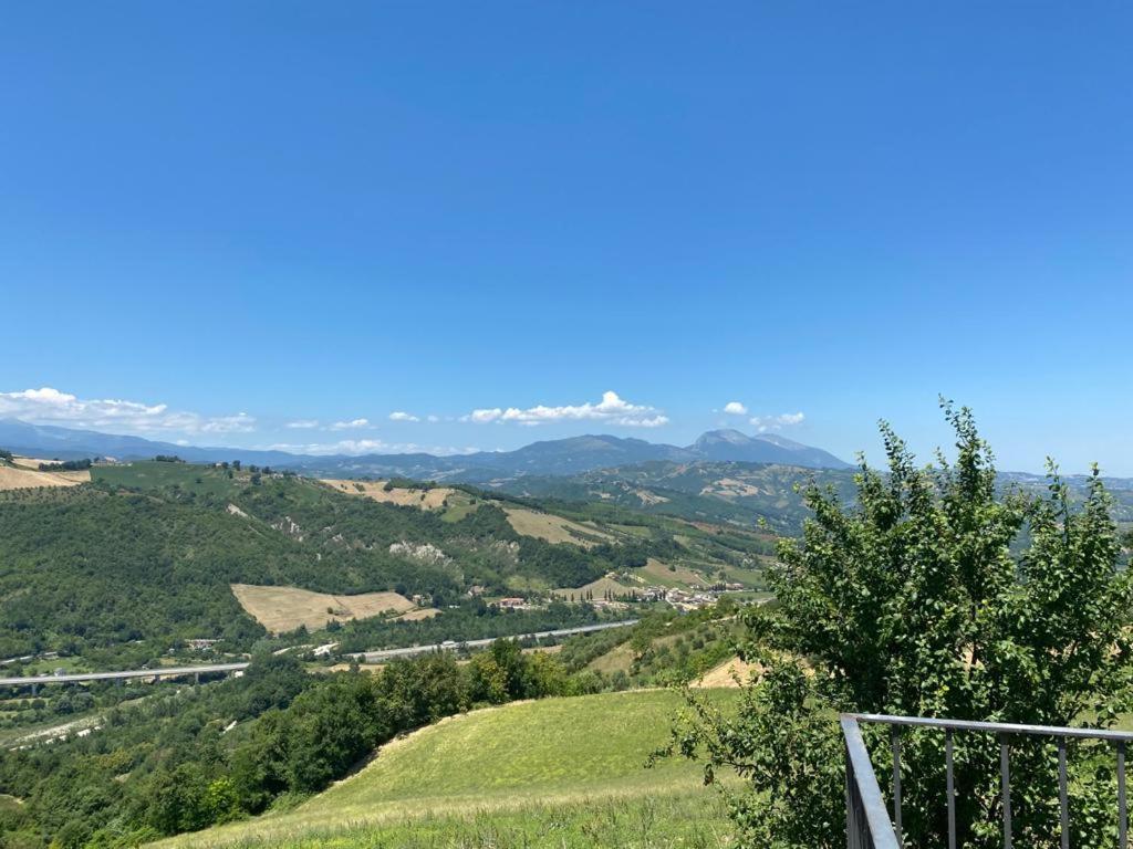 Agriturismo Flara Basciano 外观 照片
